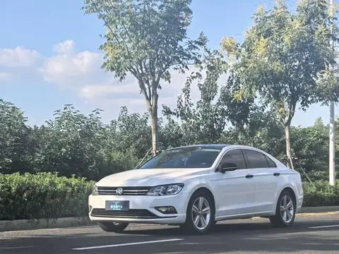 Volkswagen Lamando 2015