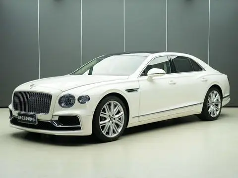 Bentley 飞驰 2024