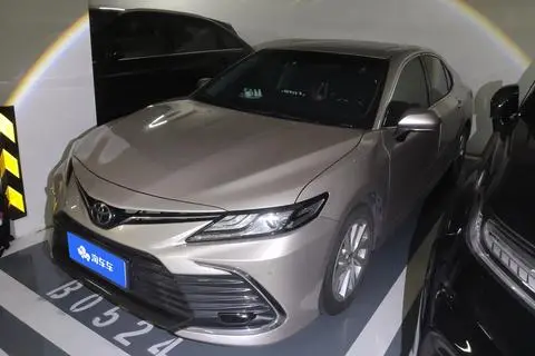 Toyota Camry 2021