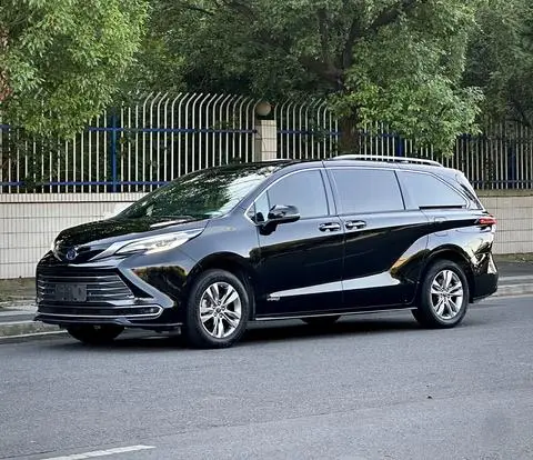 Toyota 赛那 2021