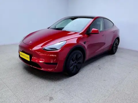 Tesla Model Y 2024 — фото 1