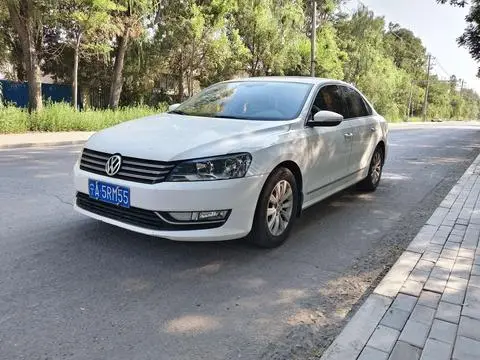 Volkswagen Passat 2014 — фото 1