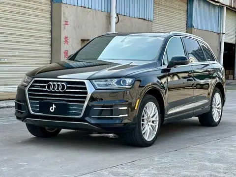 Audi Q7 2016 — фото 1
