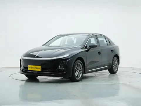 Hongqi E-QM5 2025