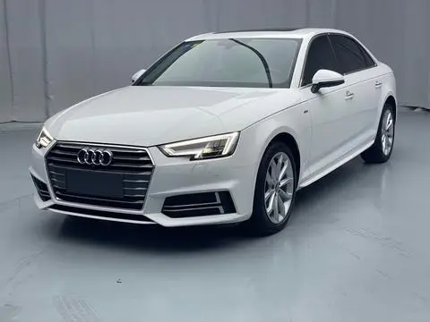Audi A4L 2018