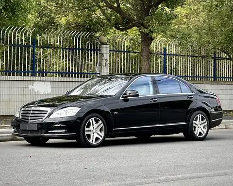 Mercedes-Benz S-Class 2010