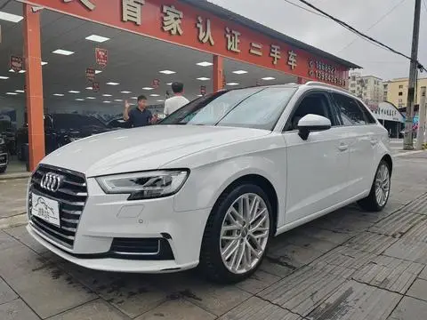 Audi A3 2020 — фото 1