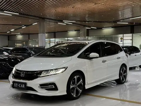 Honda Jade 2017 — фото 1