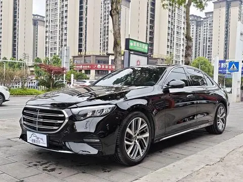 Mercedes-Benz E-Class 2024