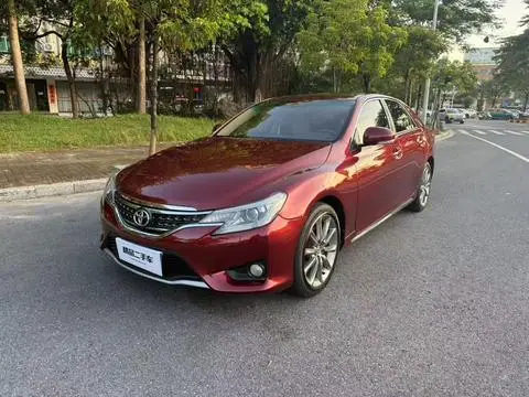 Toyota Reiz 2013