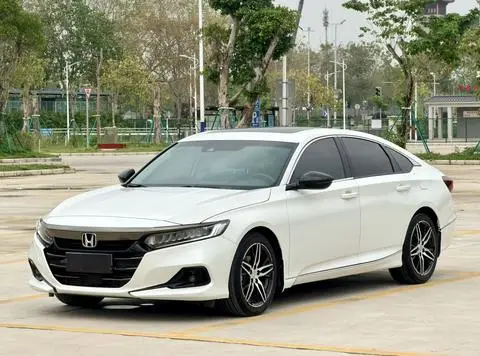 Honda Accord 2022 — фото 1