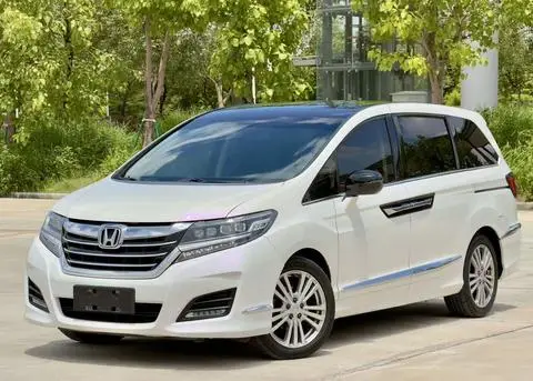 Honda 艾力绅 2016