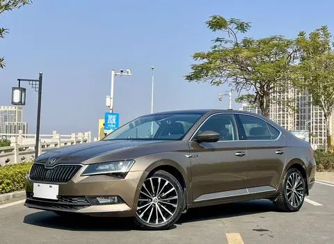 Skoda Superb 2016
