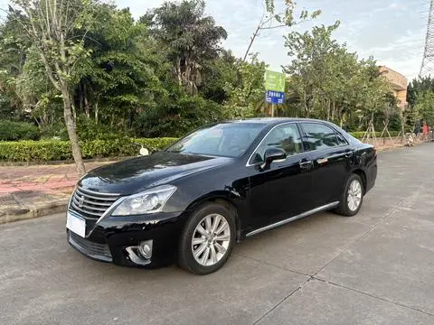 Toyota Crown 2012
