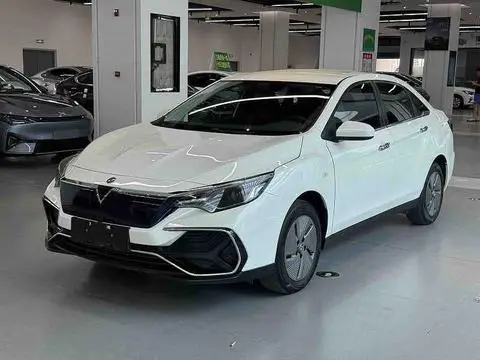 Venucia D60 EV 2022