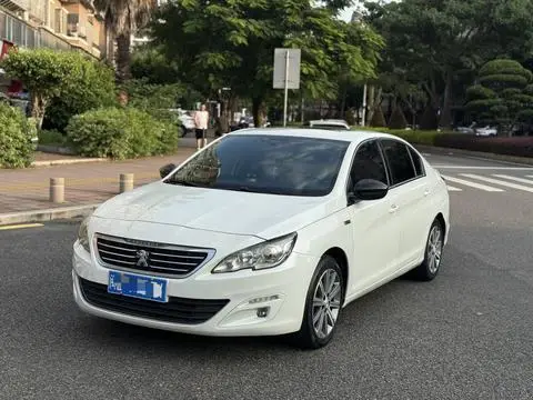 Peugeot 408 2015