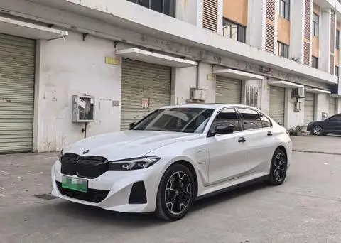 BMW i3 2023