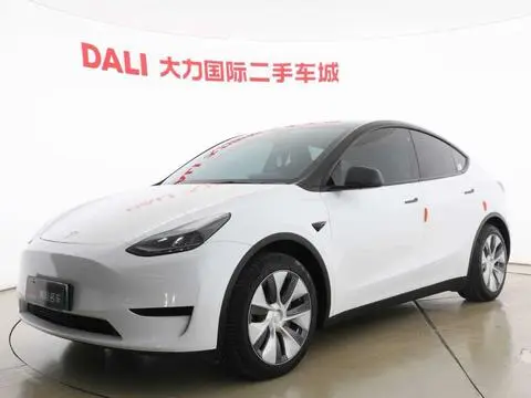 Tesla Model Y 2022 — фото 1
