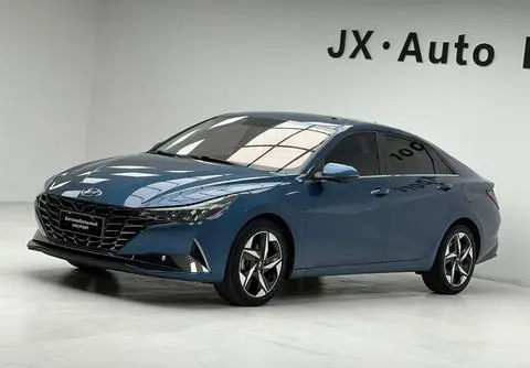 Hyundai Elantra 2022