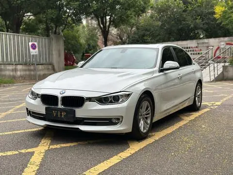 BMW 3 Series 2015 — фото 1
