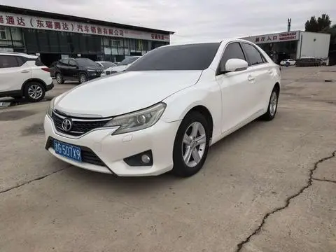 Toyota Reiz 2013