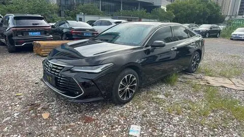 Toyota 亚洲龙 2023