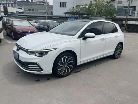 Volkswagen Golf 2023