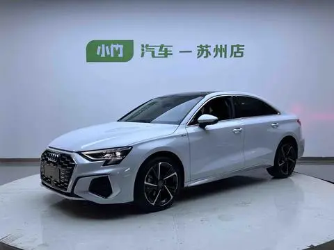 Audi A3 2022 — фото 1