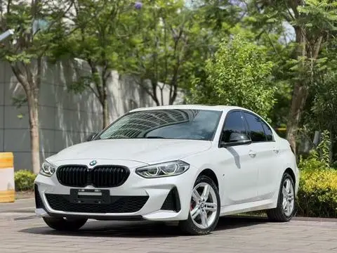 BMW 1 Series 2021