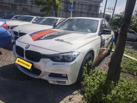 BMW 3 Series 2018 — фото 1