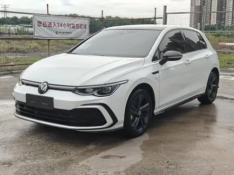 Volkswagen Golf 2024