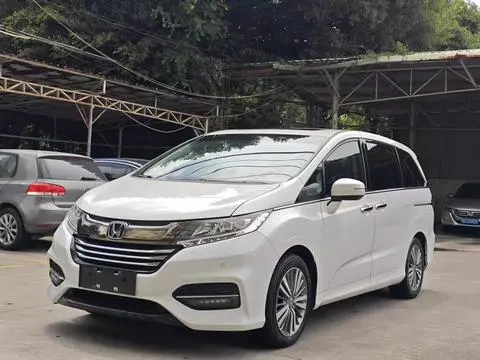 Honda 奥德赛 2018 — фото 1