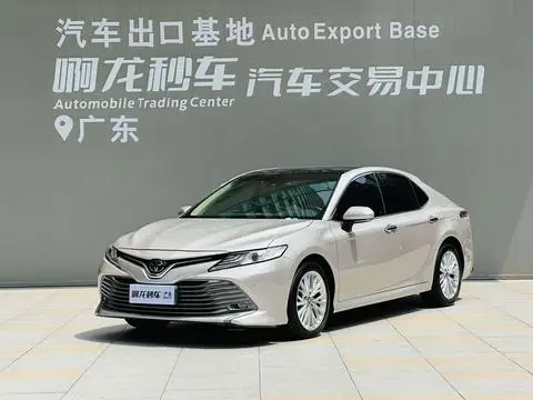 Toyota Camry 2019