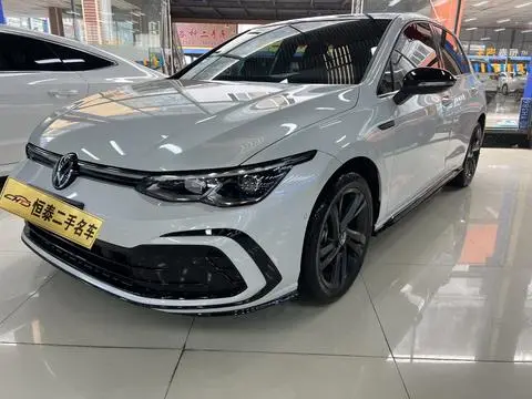 Volkswagen Golf 2023