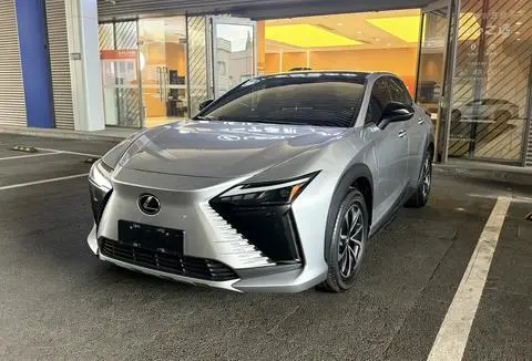 Lexus RZ 2023