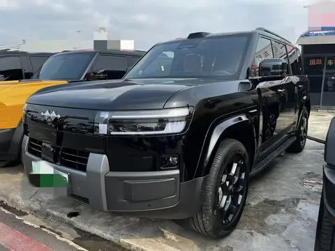 BYD Leopard 钛7 PHEV 2025