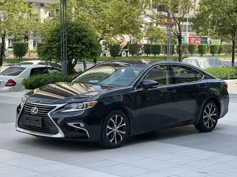 Lexus ES 2015