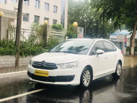 Citroën 世嘉 2012