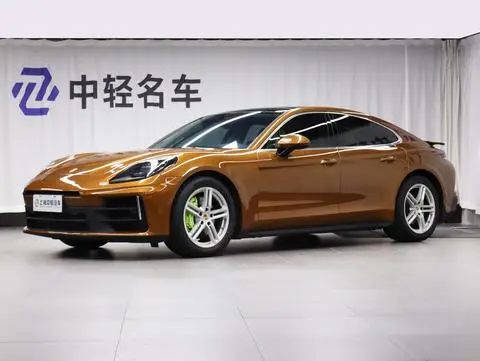 Porsche Panamera 2024