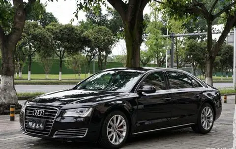 Audi A8 2012