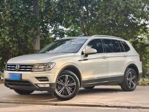 Volkswagen Tiguan L 2021 — фото 1