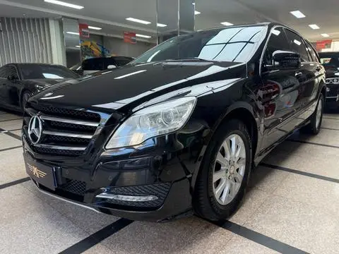 Mercedes-Benz R-Class 2011