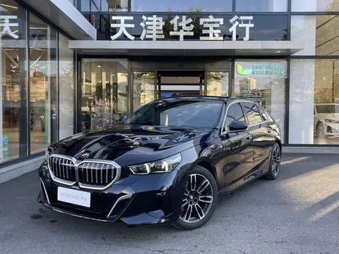 BMW 5 Series 2025