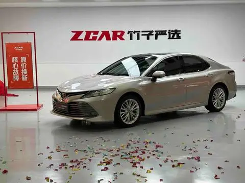 Toyota Camry 2018