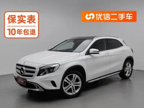 Mercedes-Benz GLA 2015