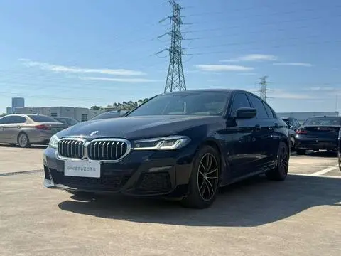 BMW 5 Series 2022 — фото 1