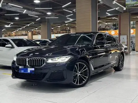 BMW 5 Series 2022 — фото 1