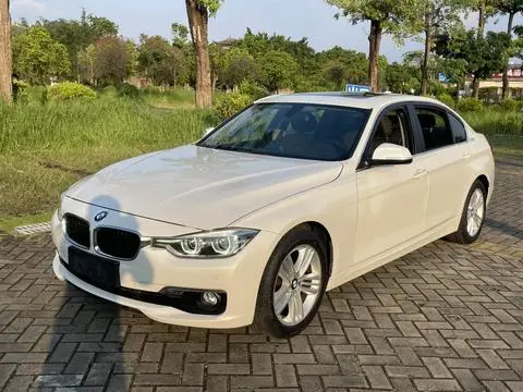 BMW 3 Series 2016 — фото 1