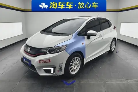 Honda Fit 2016 — фото 1