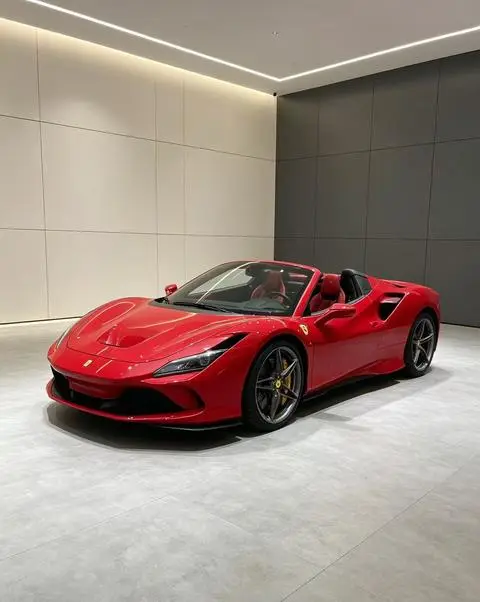 Ferrari F8 2020